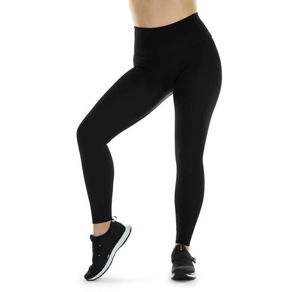 K-DEER 7/8 Sneaker Length Legging in Black - Picture 2 of 6